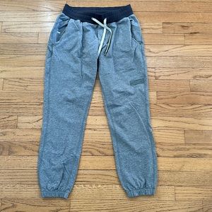 Vuori Joggers sz Small